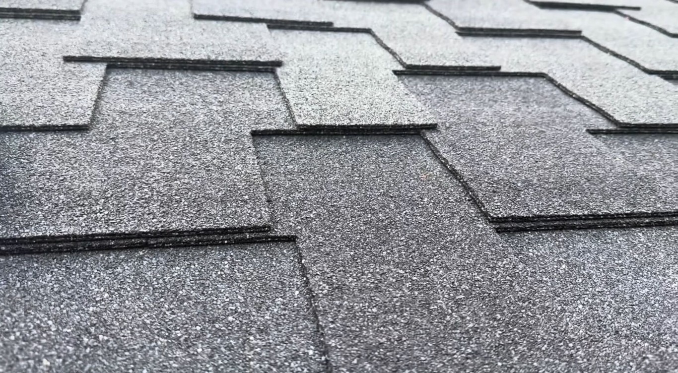 High quality asphalt shingle roofing material detail in Florence-Graham, CA
